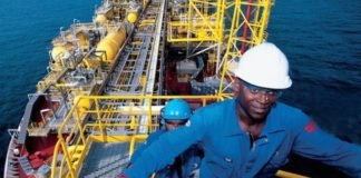 Angola is producing 1.533 million oil barrels per day