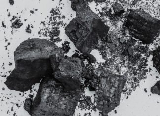 Ore mined in Mozambique serves for production of spherical graphite in the United States